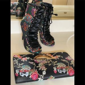 Steve Madden open ribbon lace up floral  booties